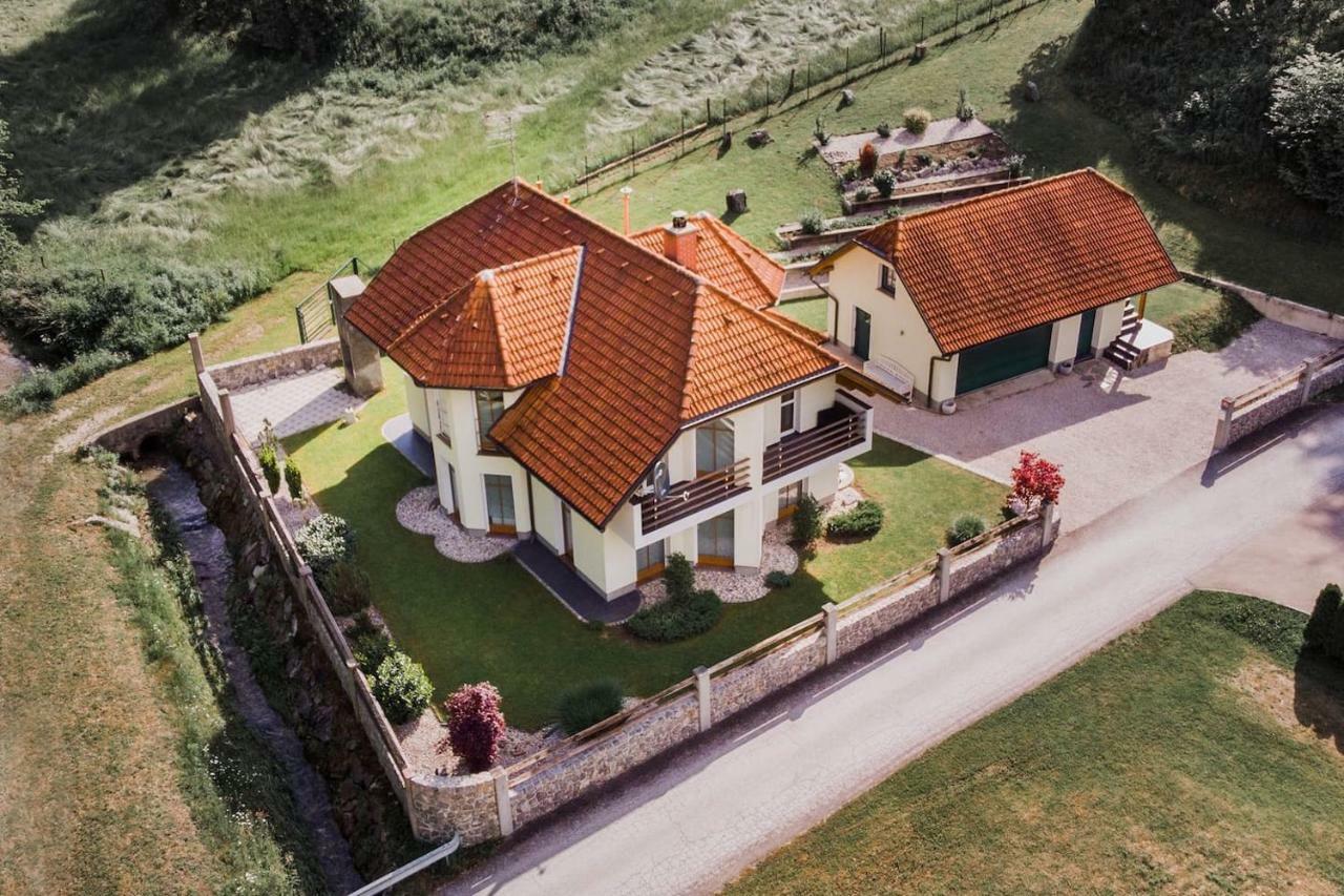 House Of Adventure - The Base To Explore Slovenia Laze v Tuhinju Bagian luar foto